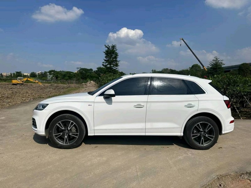中山19年奥迪Q53