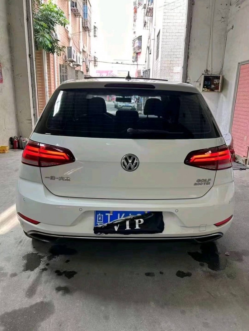 广州20年大众高尔夫8