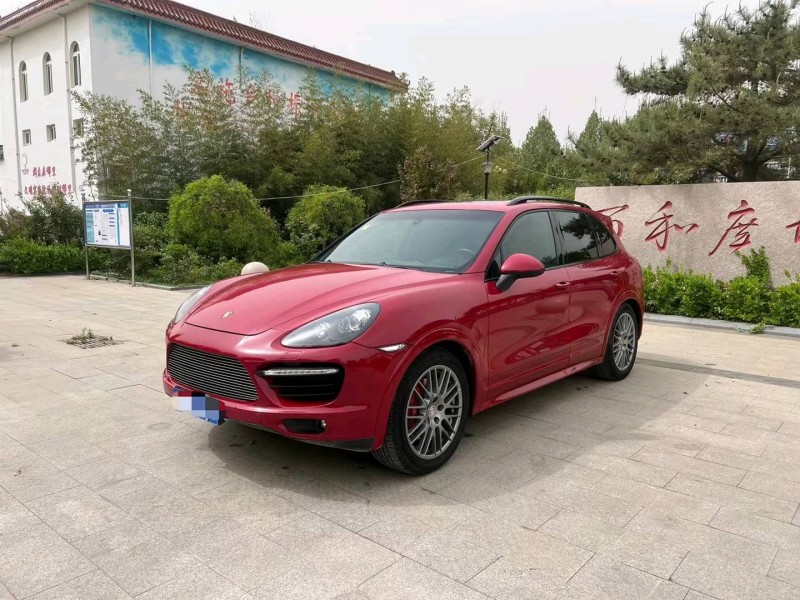 济南13年保时捷卡宴2