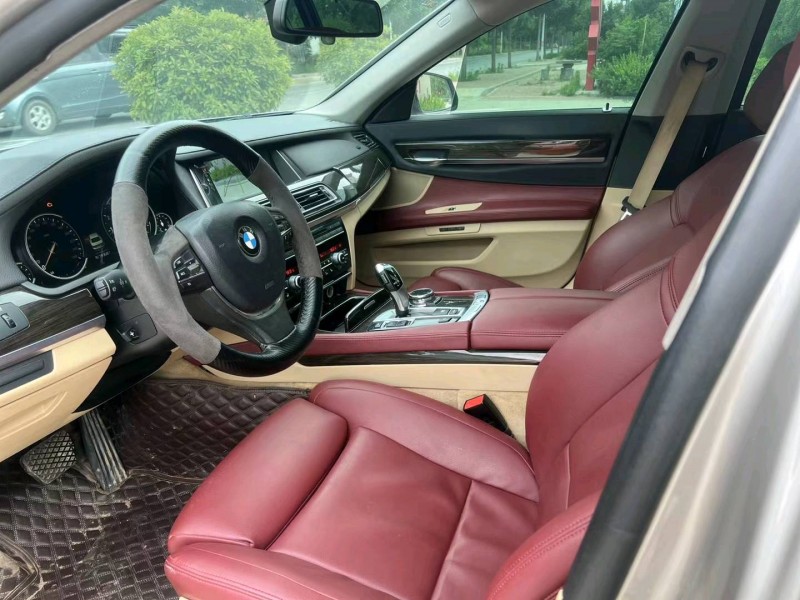 济南14年宝马7系4