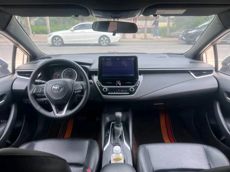 济南19年丰田雷凌4