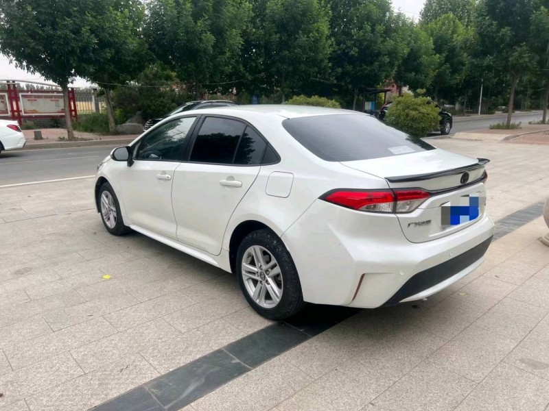 济南19年丰田雷凌7