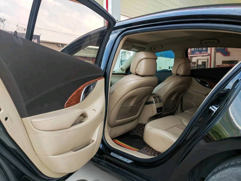 保定11年别克君越5