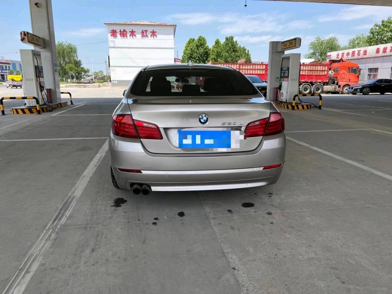 保定13年宝马5系8