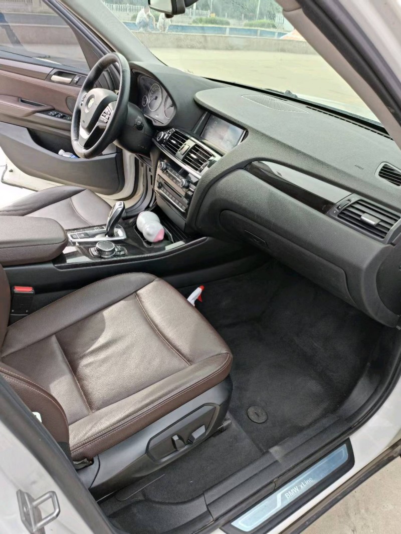 保定16年宝马X39