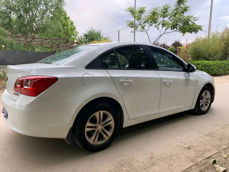 保定17年雪佛兰科鲁兹4