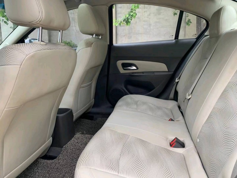 保定17年雪佛兰科鲁兹7