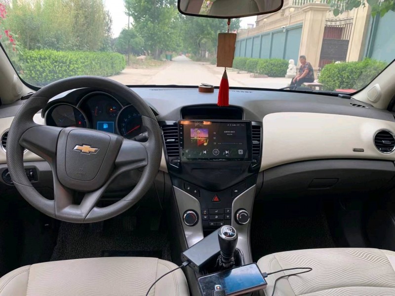 保定17年雪佛兰科鲁兹8