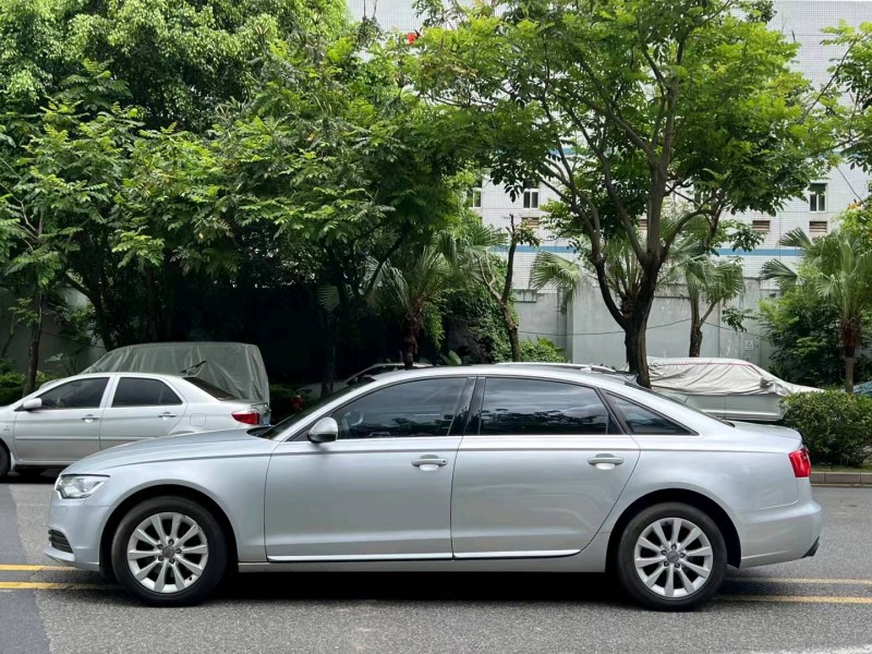 深圳13年奥迪A64