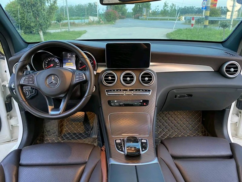 徐州19年奔驰GLC4