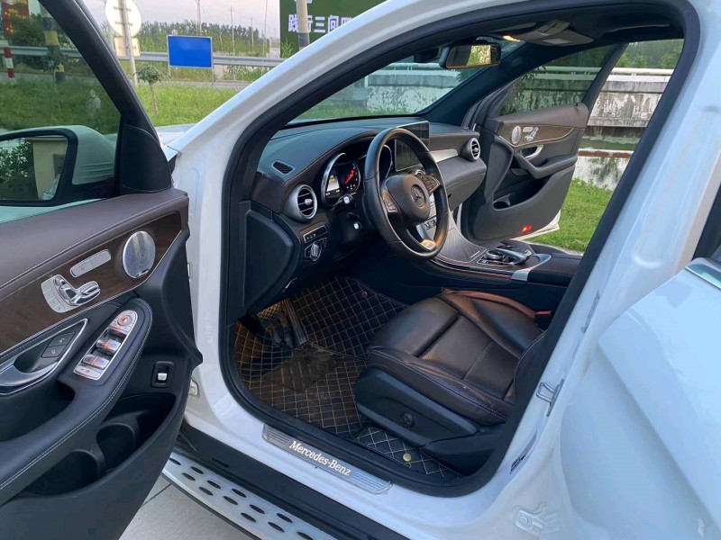 徐州19年奔驰GLC5