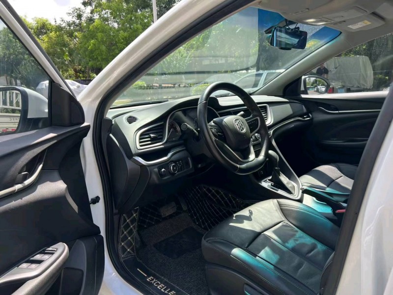 深圳19年别克英朗5