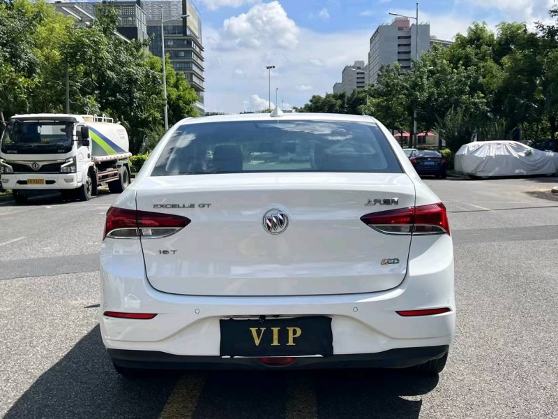 深圳19年别克英朗9