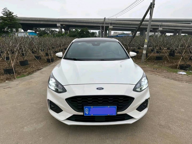 珠海20年福特福克斯1