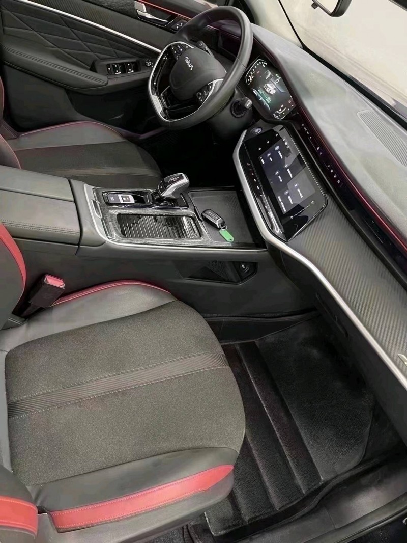 成都22年东风奕炫9