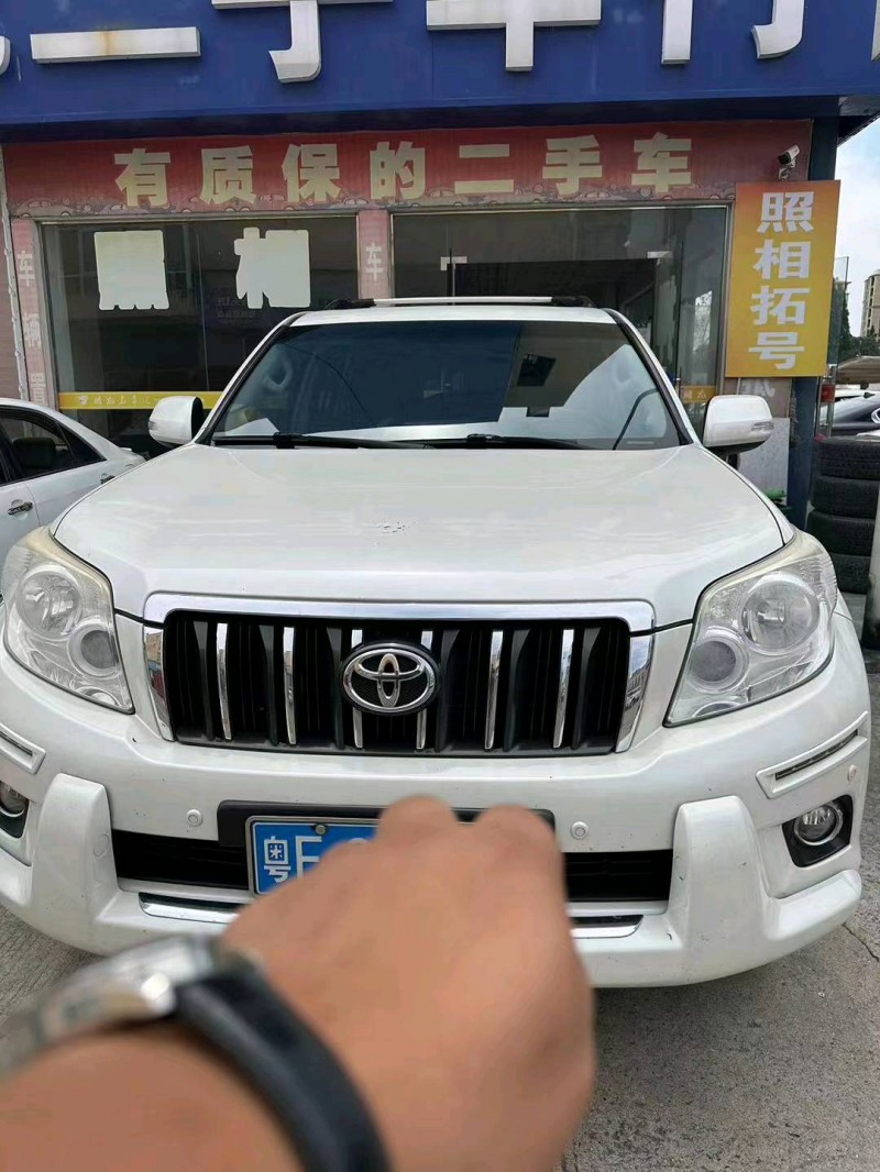 宜昌13年丰田普拉多1