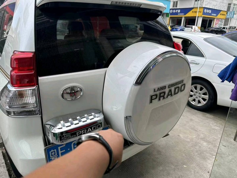 宜昌13年丰田普拉多4