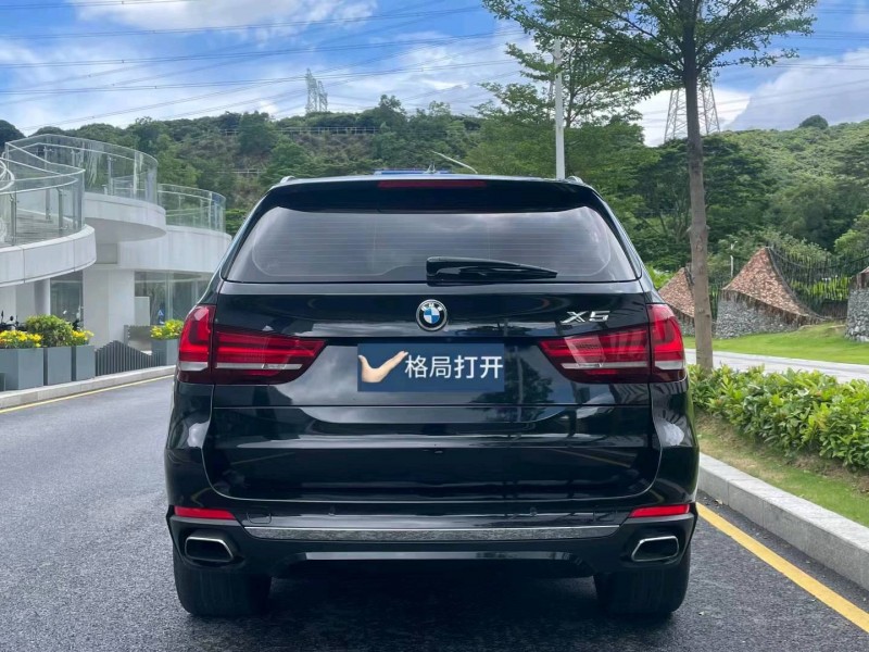 广州17年宝马X59