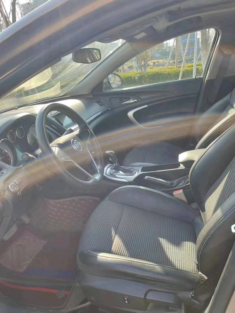 徐州16年别克君威6