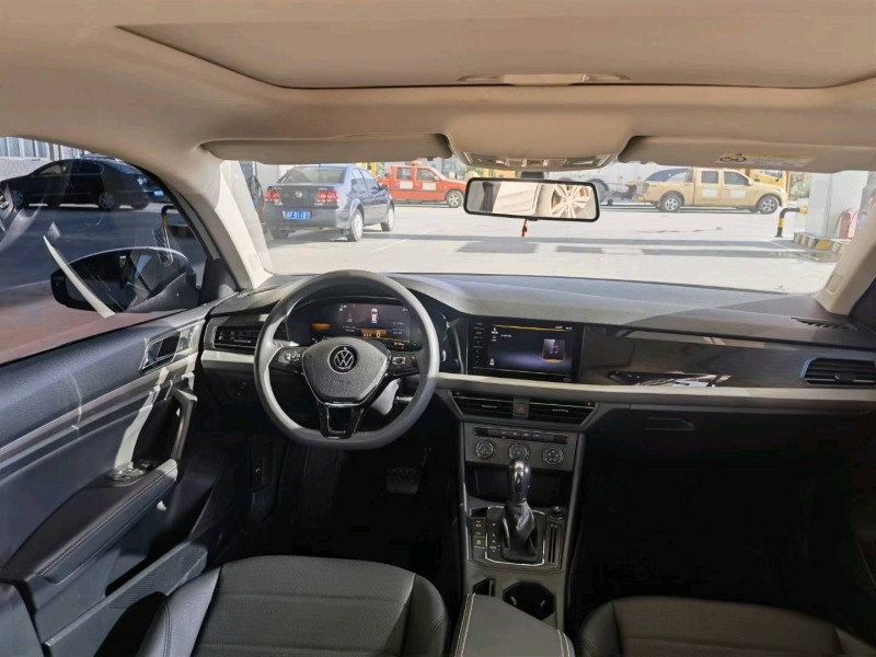 保定21年大众朗逸6