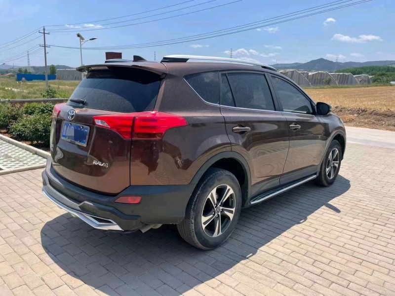 淄博16年丰田RAV44
