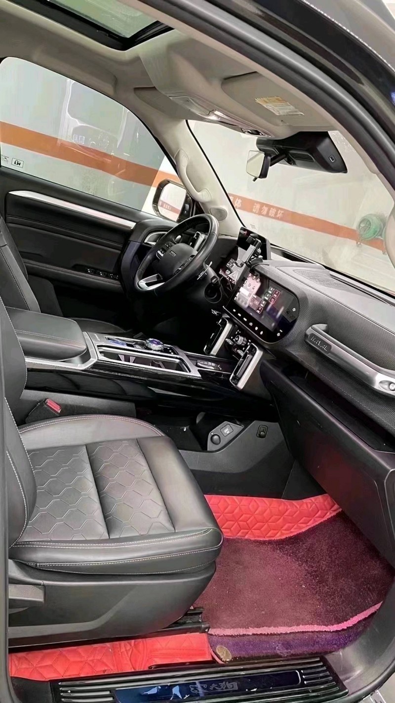 成都22年哈弗大狗9