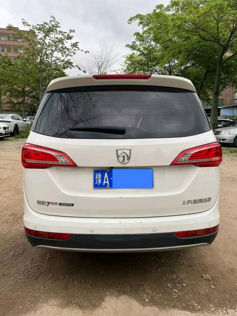 廣州17年寶駿7309