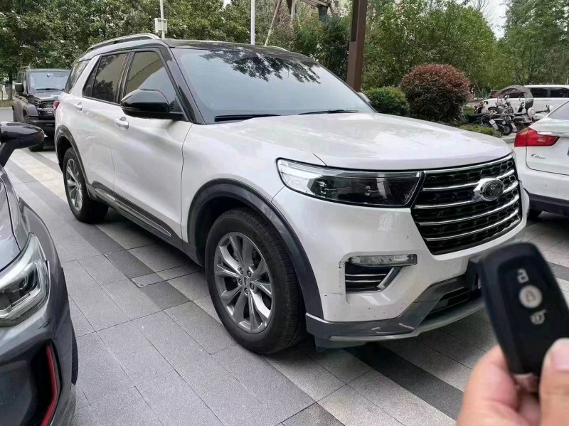 武汉22年福特探险者3