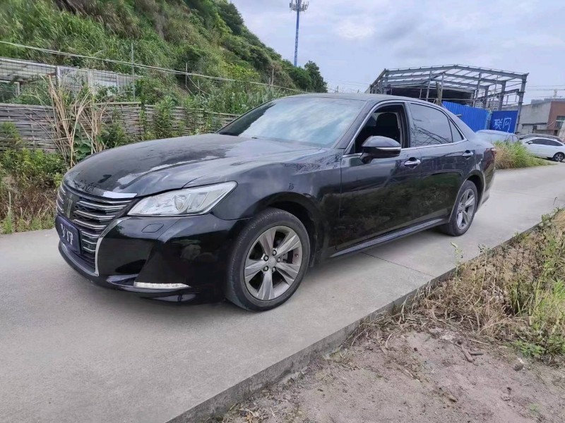 嘉兴15年丰田皇冠9
