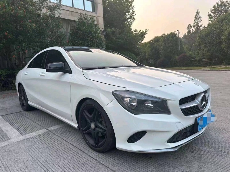 嘉兴16年奔驰CLA2