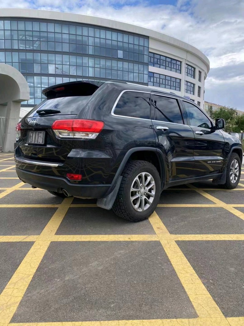 邯郸15年Jeep大切诺基7