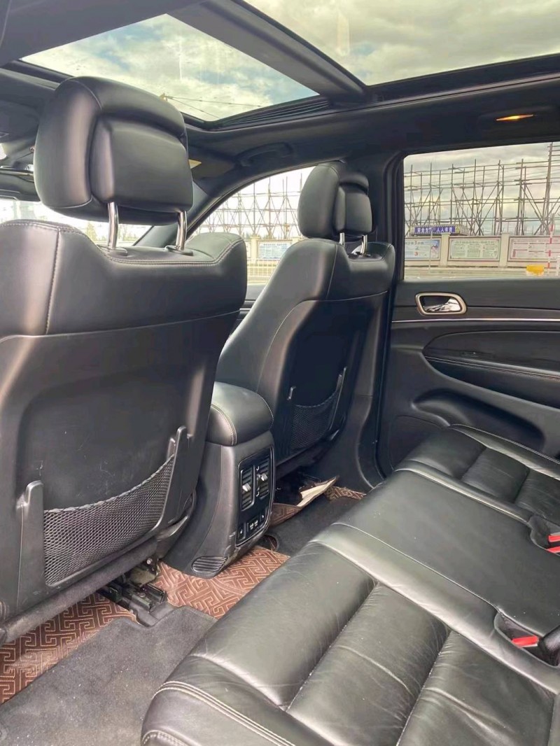 邯郸15年Jeep大切诺基8