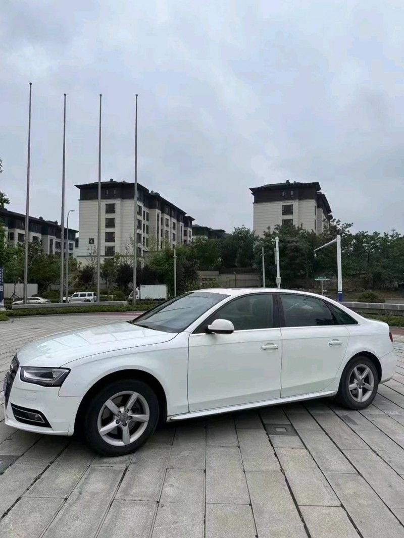 东营14年奥迪A4L3