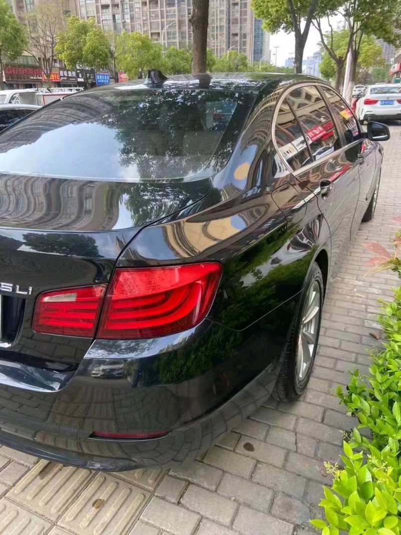 淮南13年宝马5系8