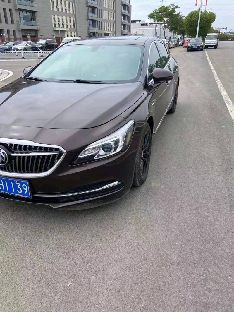 淮南17年别克君越9