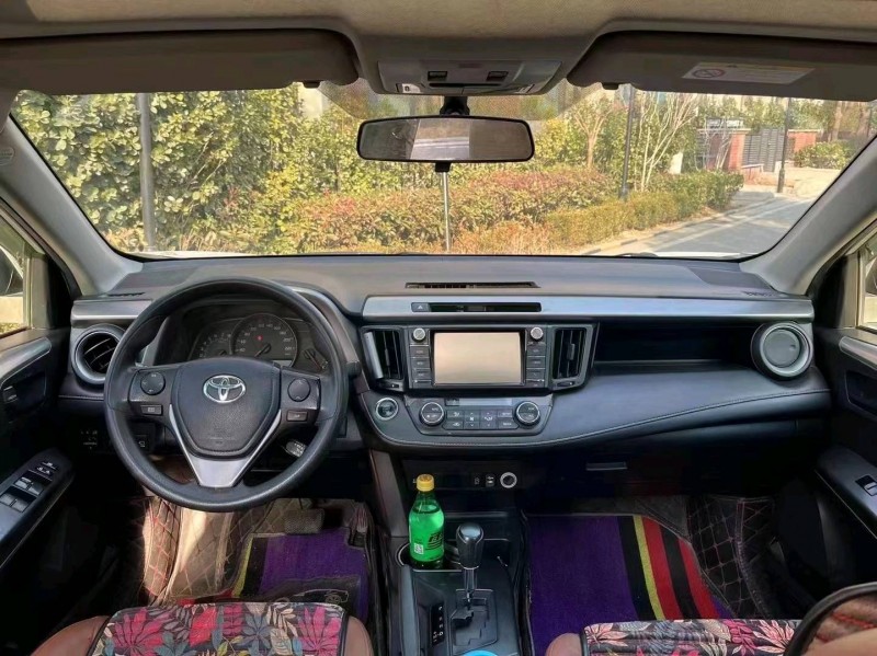 青岛19年丰田RAV4荣放6