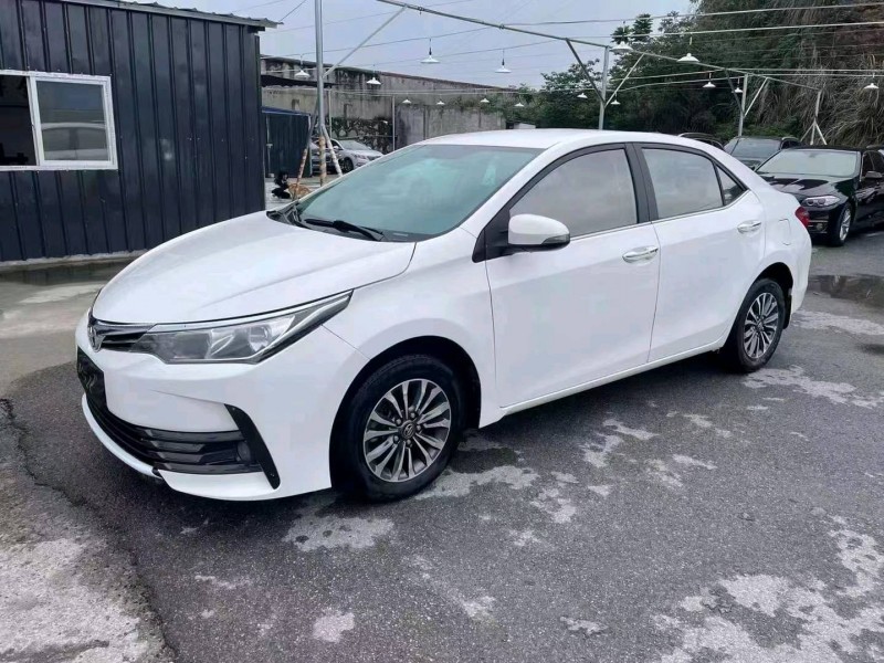 宜昌18年丰田卡罗拉8