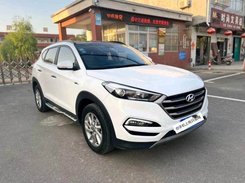 淮南17年现代途胜2