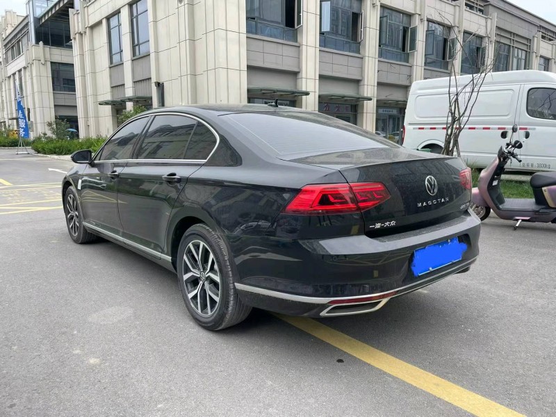 淮南22年大众迈腾5