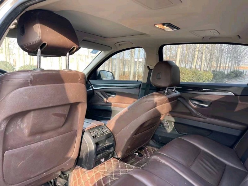 济宁16年宝马5系6