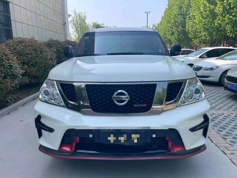 济宁17年日产途乐1