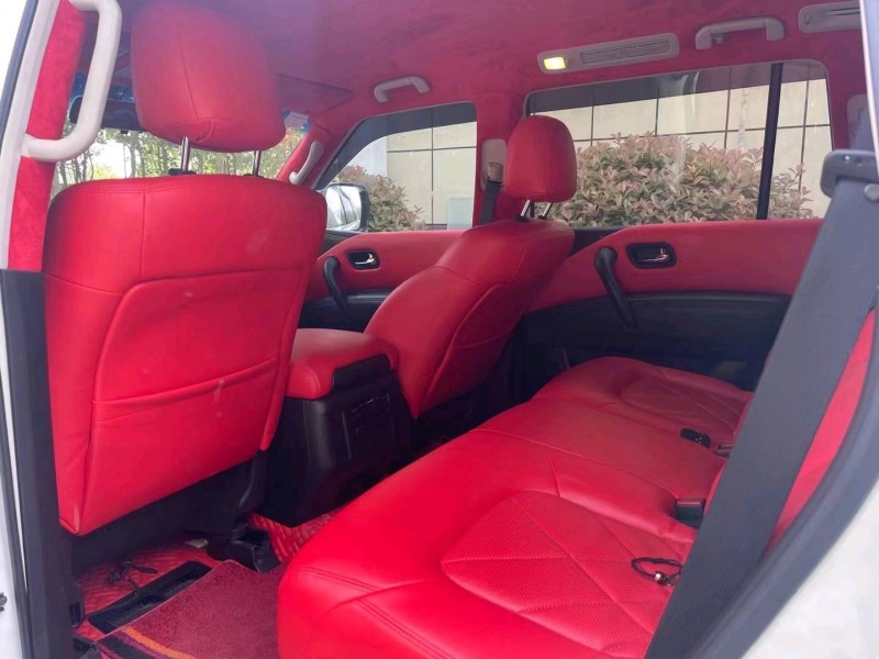 济宁17年日产途乐6