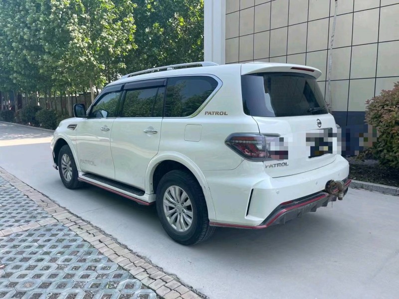 济宁17年日产途乐7