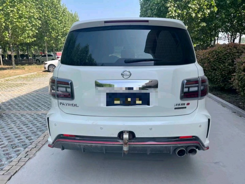 济宁17年日产途乐9