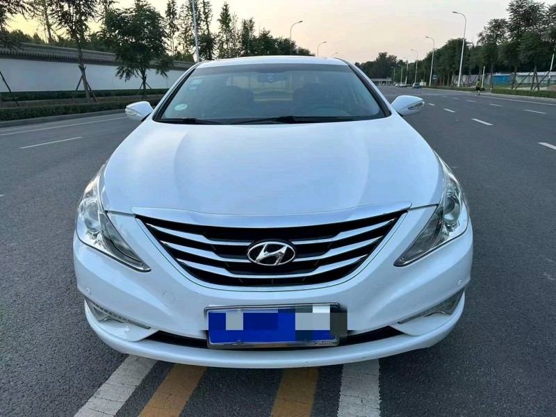 廊坊18年现代索纳塔八1