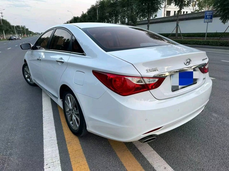 廊坊18年现代索纳塔八5