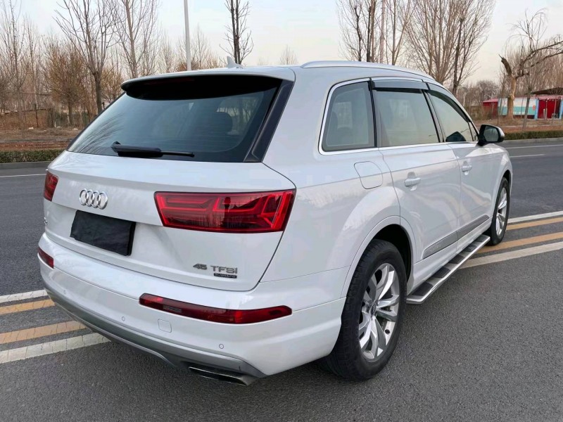 廊坊17年奥迪Q75