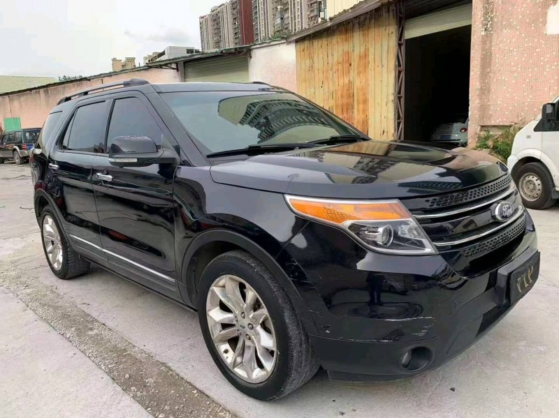 珠海15年福特探险者2