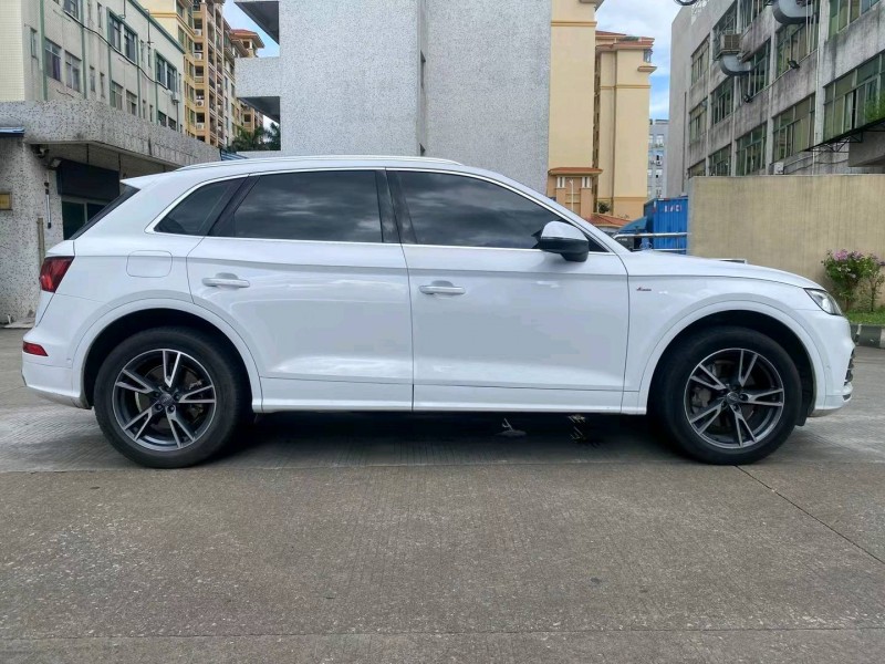 中山20年奥迪Q52