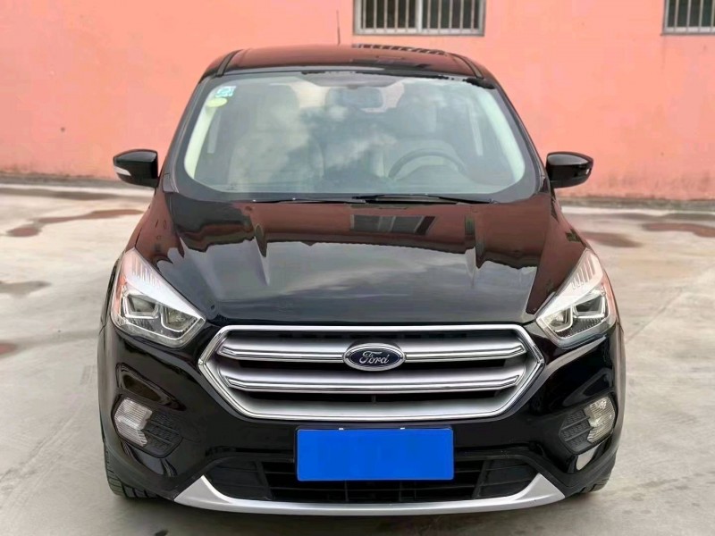 东营17年福特翼虎1